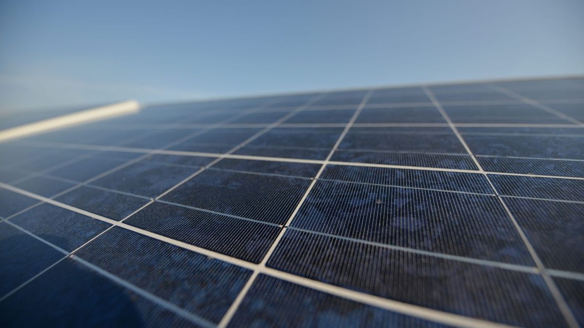 Holding Malina, který uhánějí klienti kvůli slíbené fotovoltaice, na sebe podal insolvenční návrh